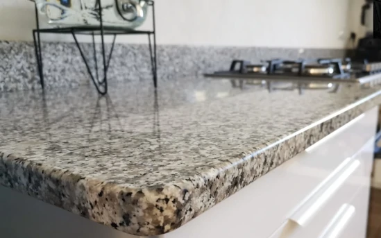 Granite kitchen top P.I.L. Gran min