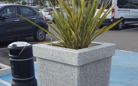 Sardinian granite planters P.I.L. Gran min