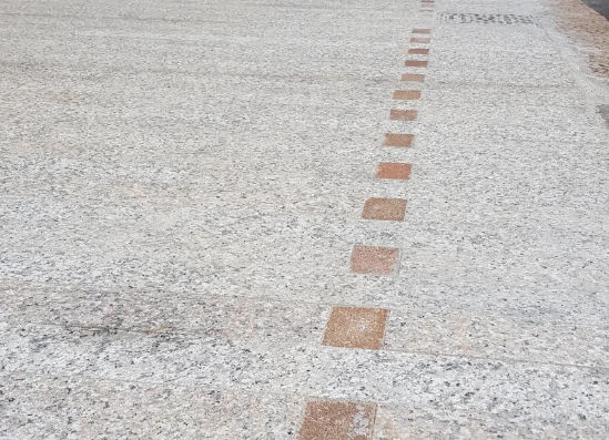 Urban granite paving P.I.L. Gran min