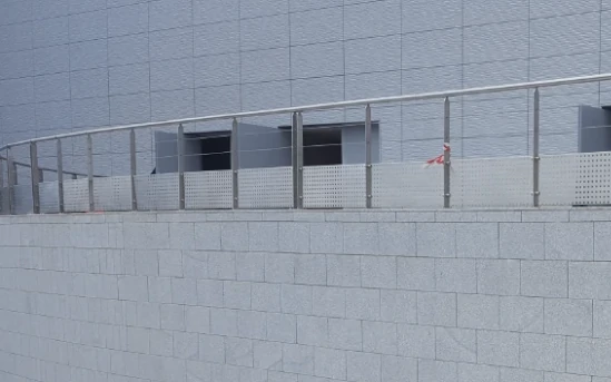 Granite cladding for public buildings P.I.L. Gran min