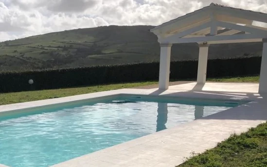 Piscina in marmo bianco P.I.L. Gran min