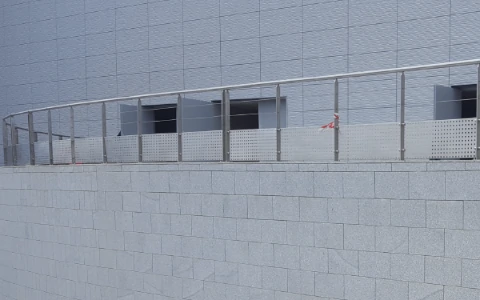 Granite cladding for public buildings P.I.L. Gran min