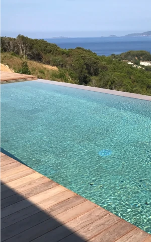 Marble infinity pool P.I.L. Gran min