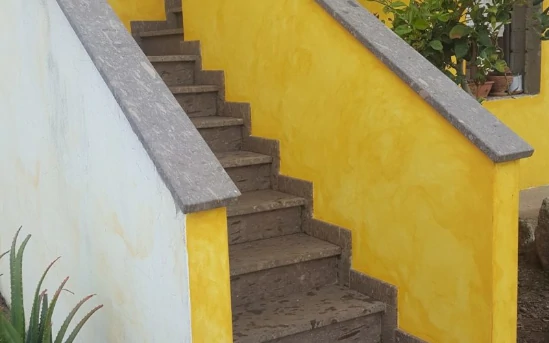 Scala esterna in granito P.I.L. Gran min