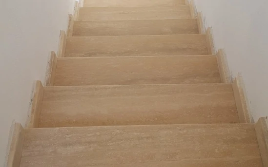 Scala interna in marmo P.I.L. Gran min