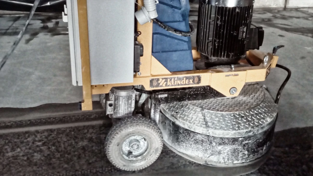 Marble Floor Polishing P.I.L. Gran