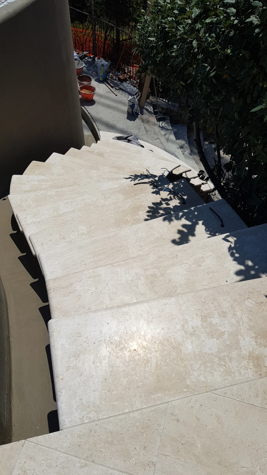Scale in marmo travertino P.I.L. Gran
